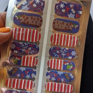 5 for $20 Nail Wraps- Grinch Stole Christmas